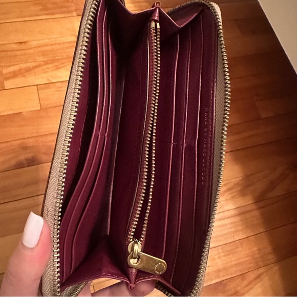 Marc Jacobs Wallet - Picture 4 of 4